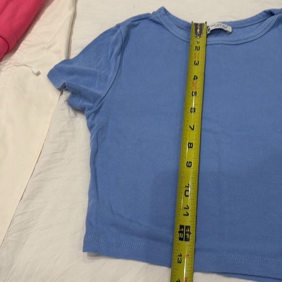 Zara Tees all medium (3). One tank one short sleeve one long sleeve - Picture 7 of 11